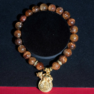 Vòng tay Vương Kim Quy Mệnh Thổ